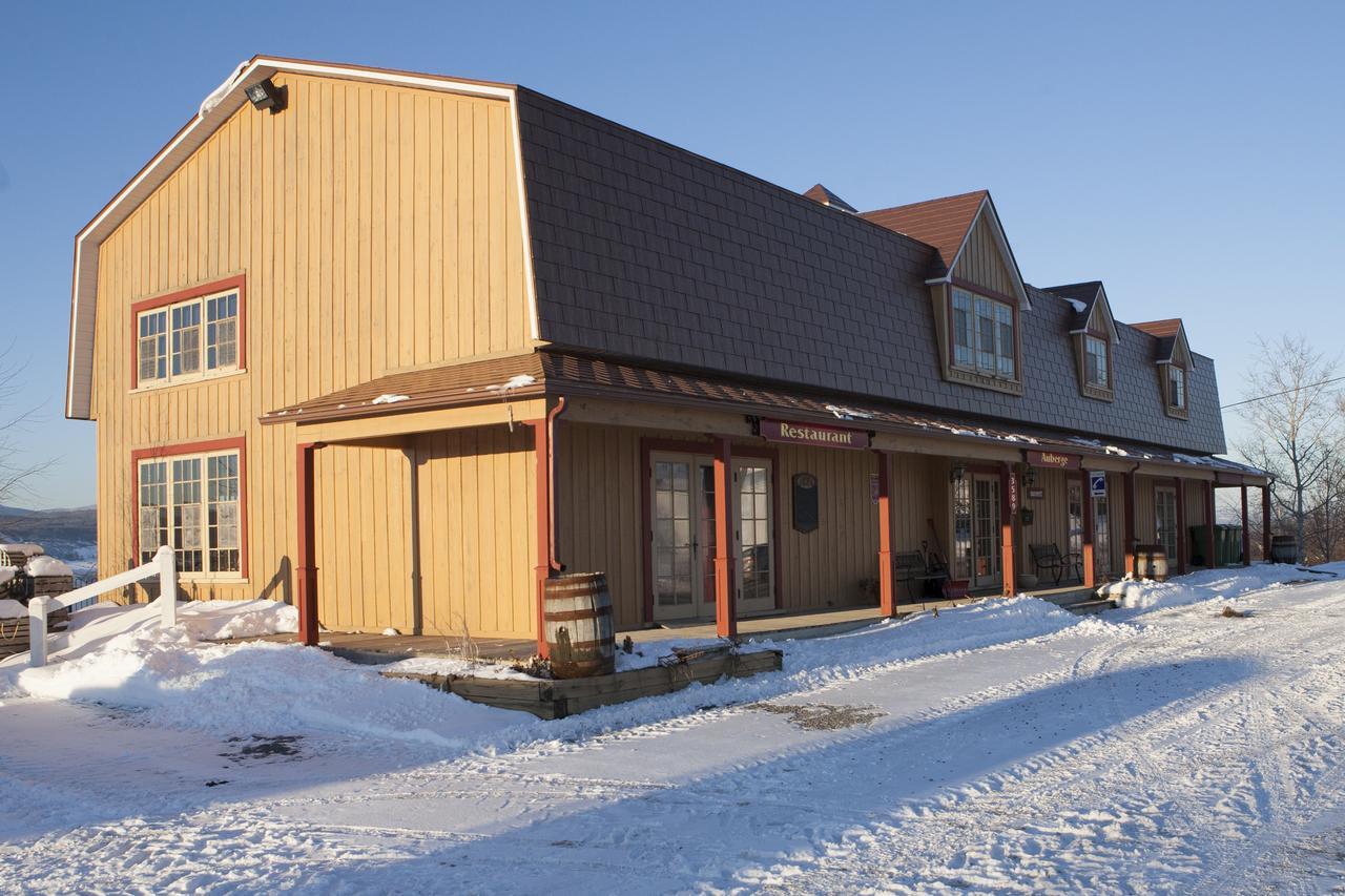 Auberge Au Poste De Traite Hotel Sainte-Famille Kültér fotó