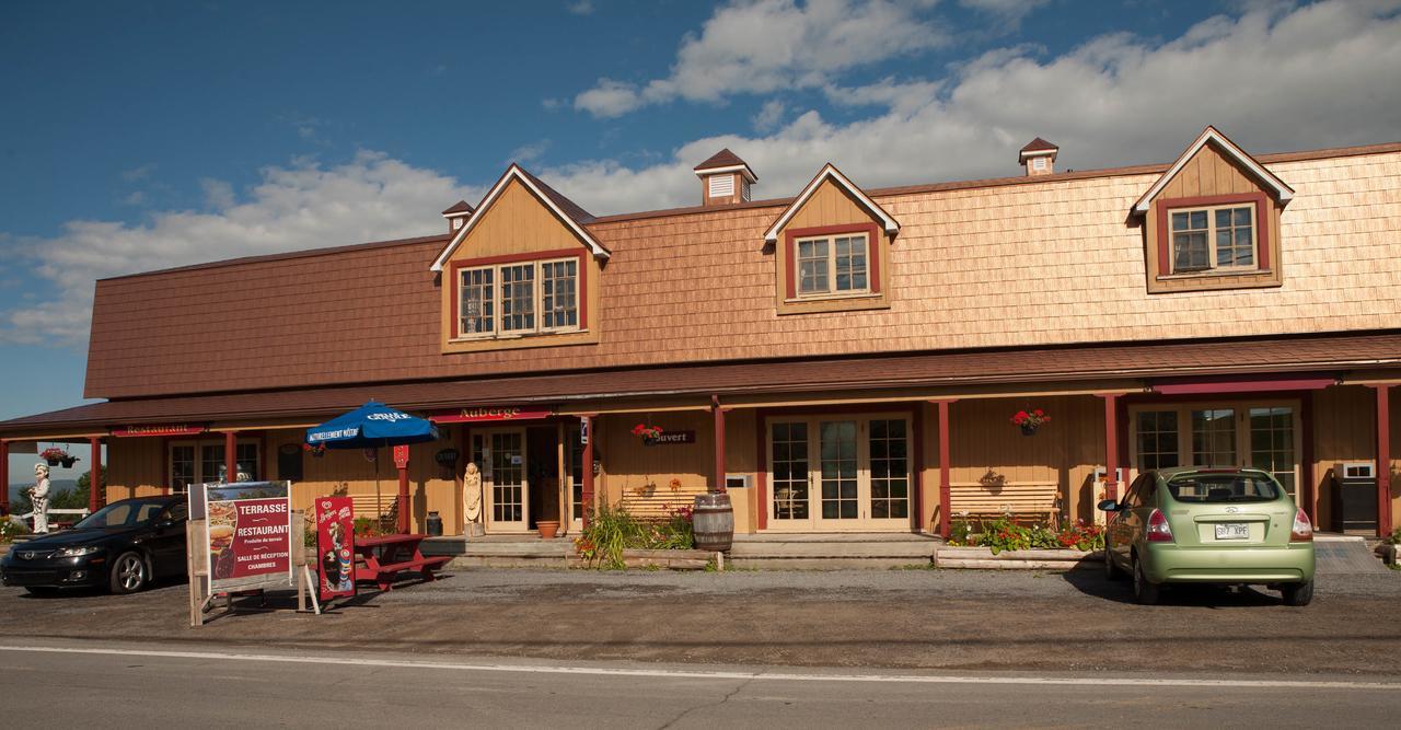 Auberge Au Poste De Traite Hotel Sainte-Famille Kültér fotó